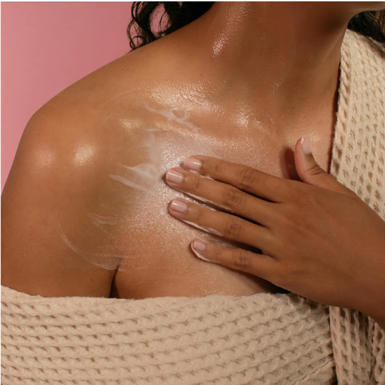 MUSC INTIME Lait en Spray Parfumé Sweet Litchi – La Délicieuse 200ml