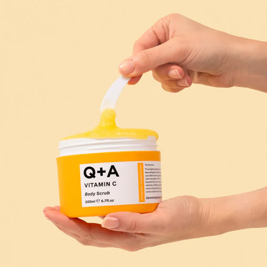 Q+A Vitamin C Body Scrub 200ml
